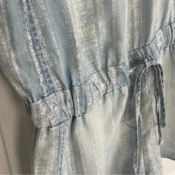 Bella Dahl Sleeveless Romper Blue and White - Picture 8 of 8